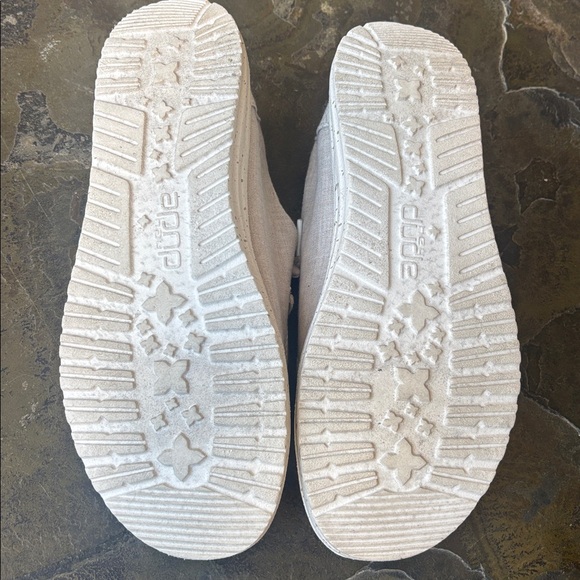 Hey Dude Wendy Shoe - Picture 11 of 13